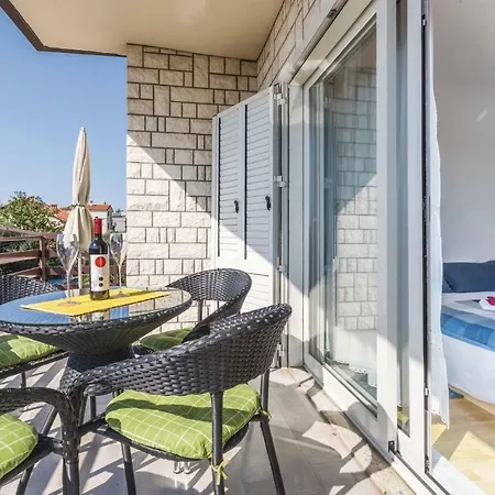 Amazing In Novigrad With Wifi * Novigrad Istria